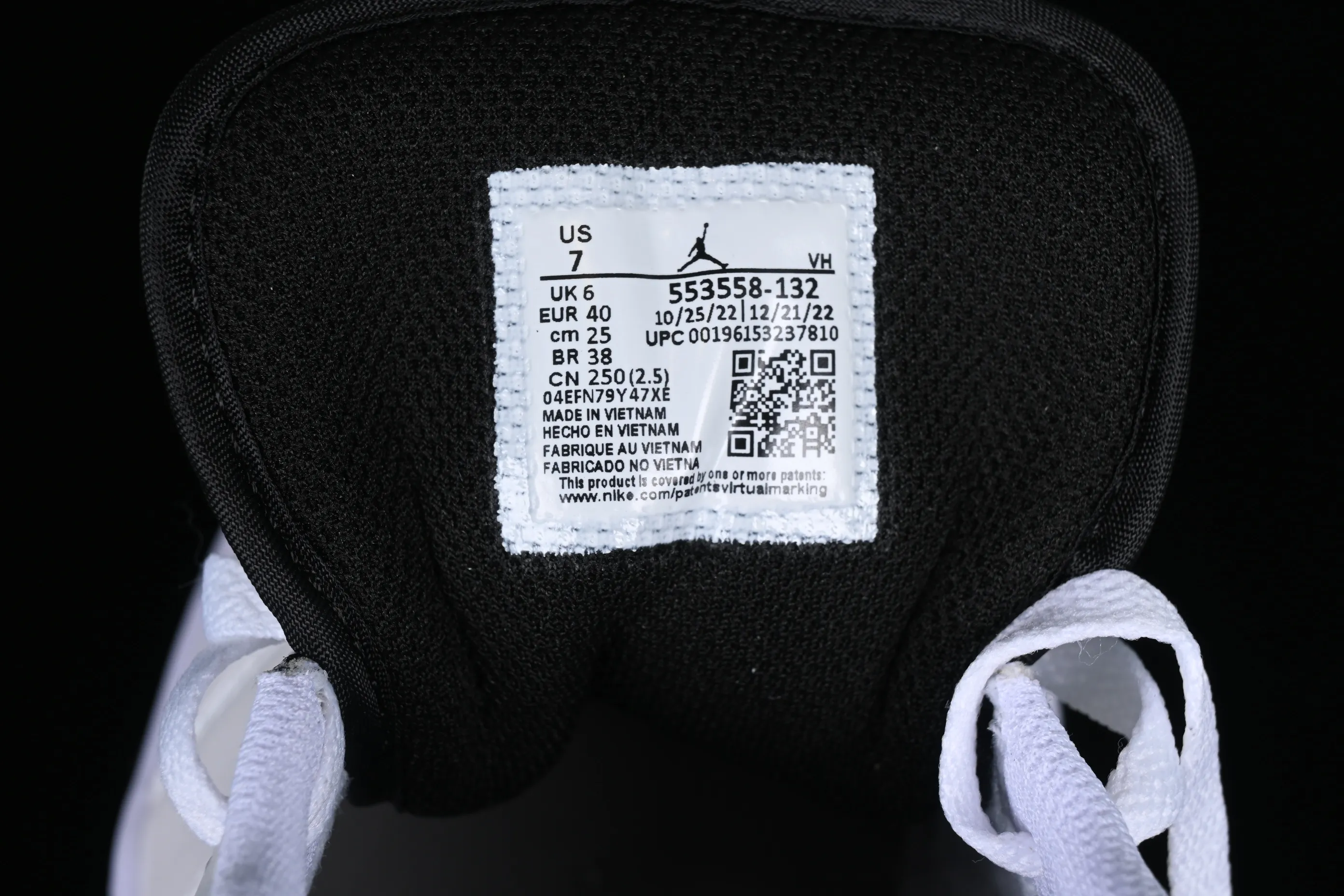 All categories Air Jordan Jordan series basketball shoes Air Jordan 1 Low Z version Air Jordan 1 Low "White and Black" AJ1 Joe 1 white and black color matching low-top cultural casual sneakers 553558-132